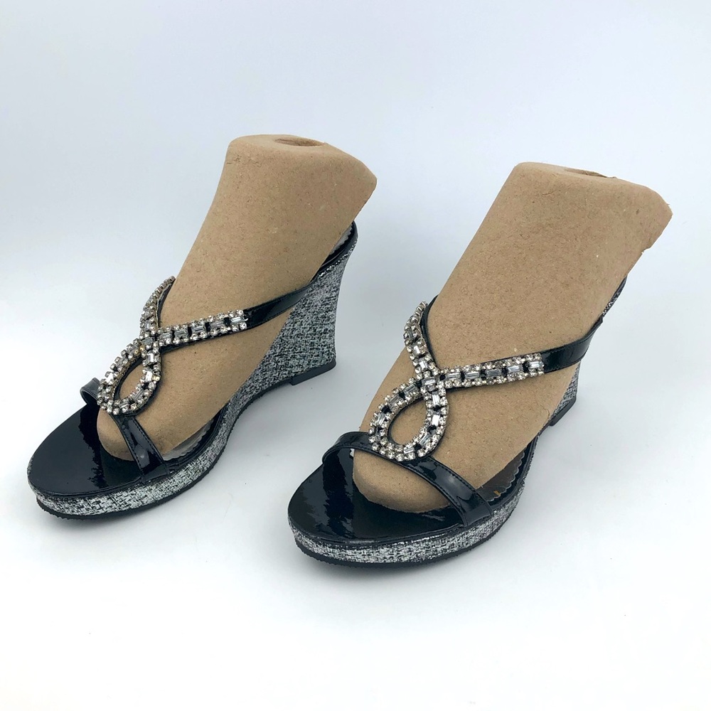 Athena Alexander Wedges Black and Silver Women’s 7